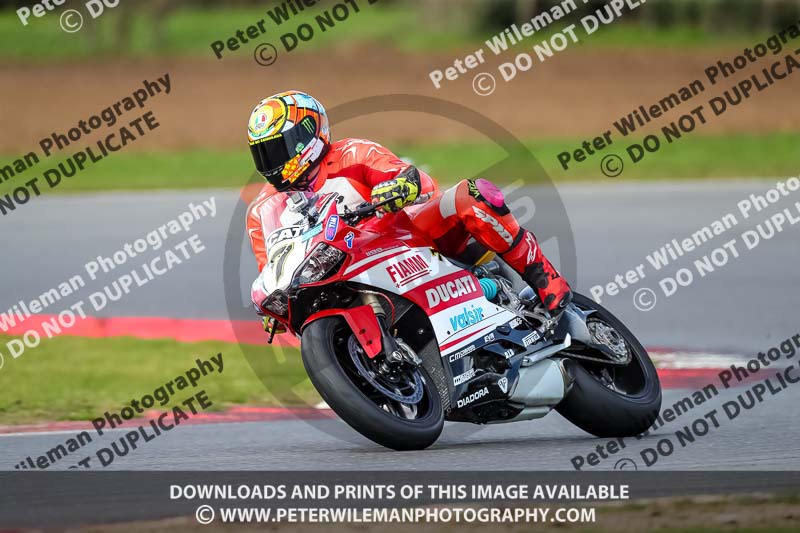 enduro digital images;event digital images;eventdigitalimages;no limits trackdays;peter wileman photography;racing digital images;snetterton;snetterton no limits trackday;snetterton photographs;snetterton trackday photographs;trackday digital images;trackday photos